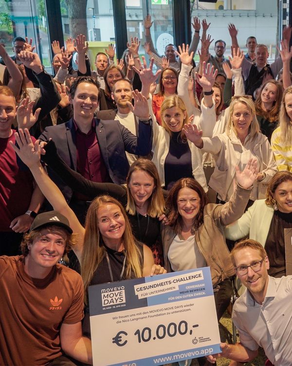 Ein Gruppenfoto vom Abschlussevent der MOVE DAYS 2025